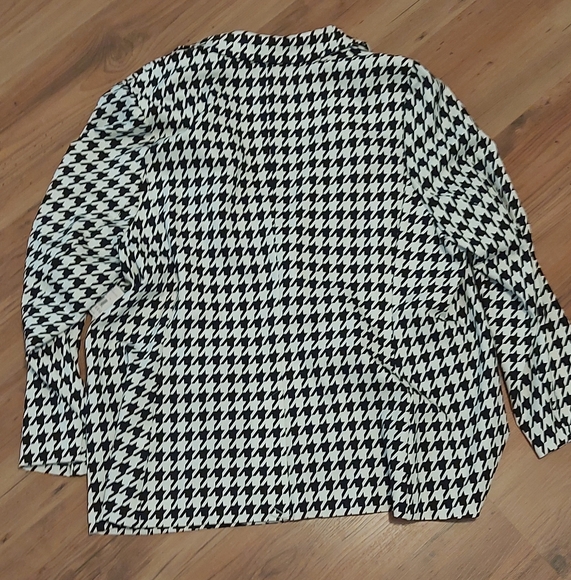 Ella black & white suit jacket - Picture 2 of 4